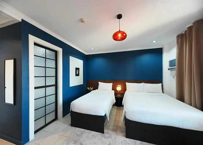 Maximo House 2*