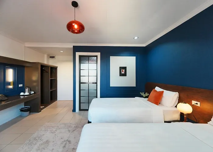 Maximo House Hotel 2*