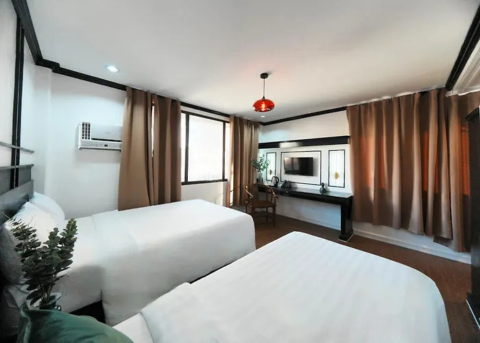 Maximo House 2*