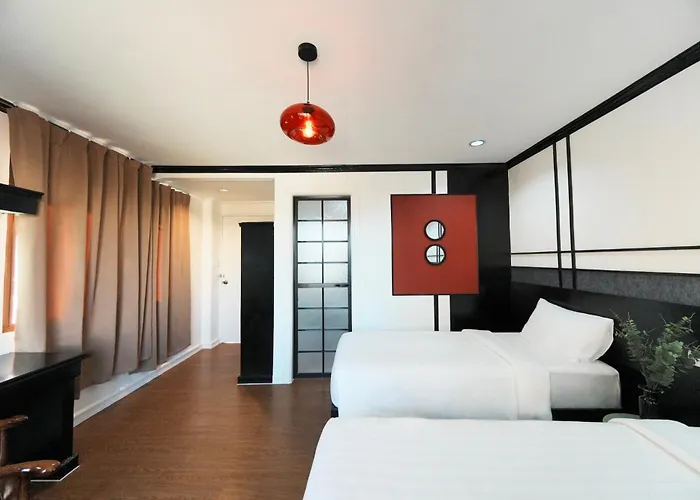 Maximo House Hotel